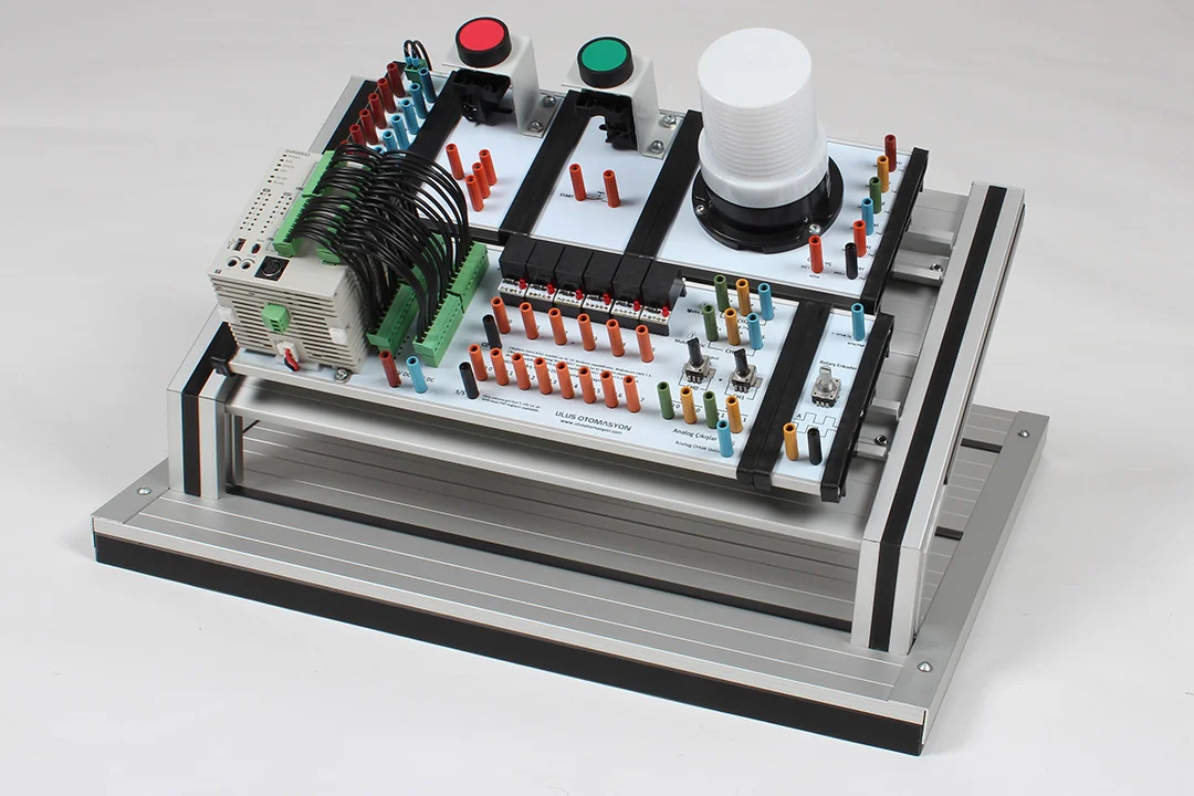 Delta PLC egitim seti